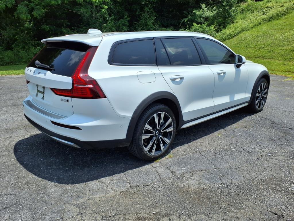 Thumbnail image of 2023 Volvo V60 Cross Country at Empire Ford