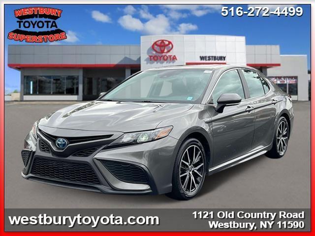 Thumbnail image of 2021 Toyota Camry Hybrid at Westbury Toyota Scion