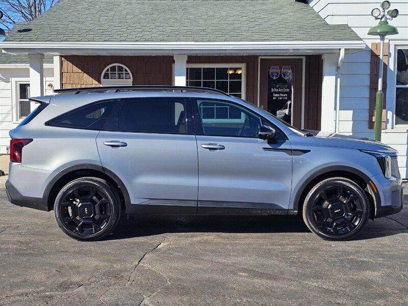 Thumbnail image of 2024 Kia Sorento at De Pere Auto Center