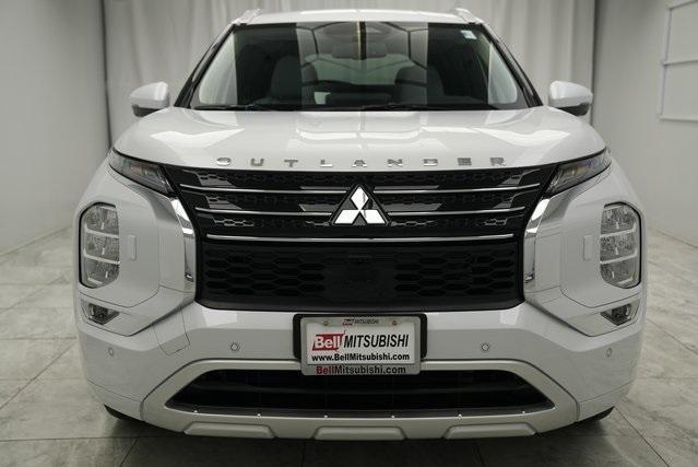 Thumbnail image of 2024 Mitsubishi Outlander at Bell Mitsubishi