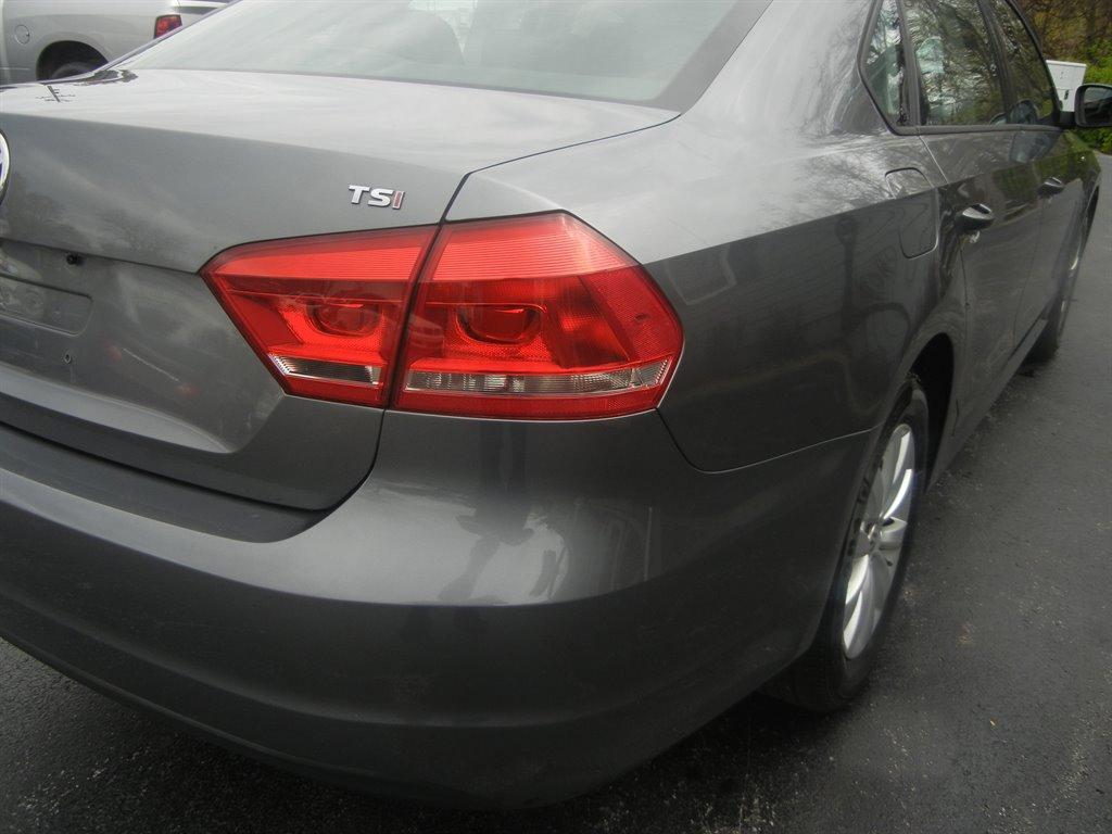 Thumbnail image of 2015 Volkswagen Passat at I’deal Motors, Inc.
