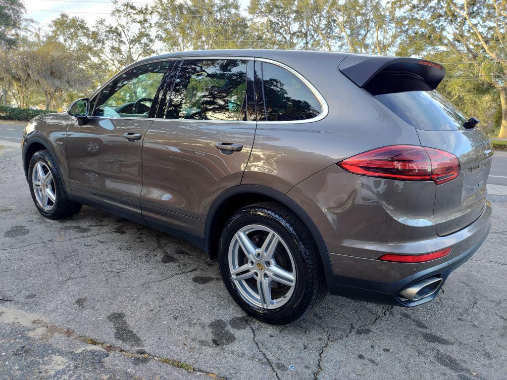 Thumbnail image of 2016 Porsche Cayenne at Capital City Auto Sales
