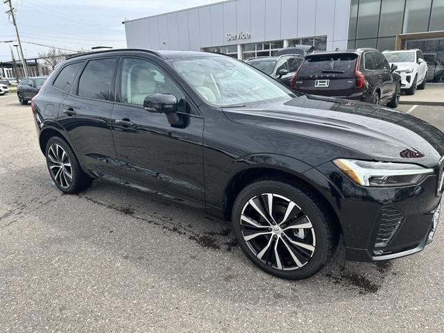 Thumbnail image of 2023 Volvo XC60 at LaFontaine Volvo Cars of Farmington Hills