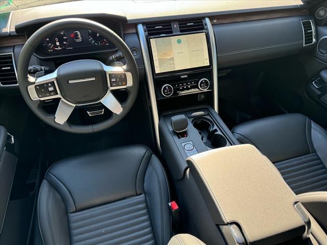 Thumbnail image of 2025 Land Rover Discovery at Jaguar Land Rover Huntington