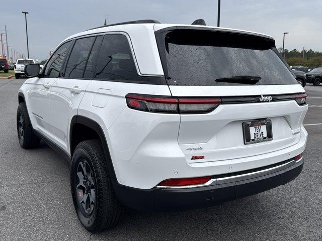 Thumbnail image of 2024 Jeep Grand Cherokee at LandmarkAthensDCJR-Used of Athens, GA