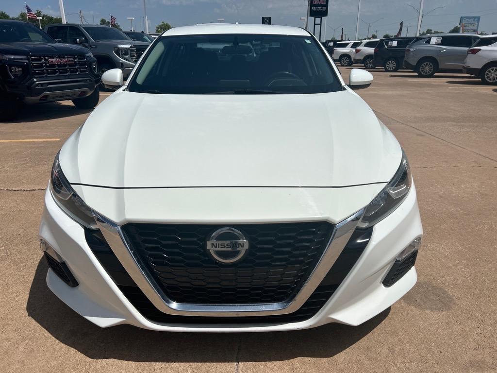 Thumbnail image of 2020 Nissan Altima at Janzen Gmc