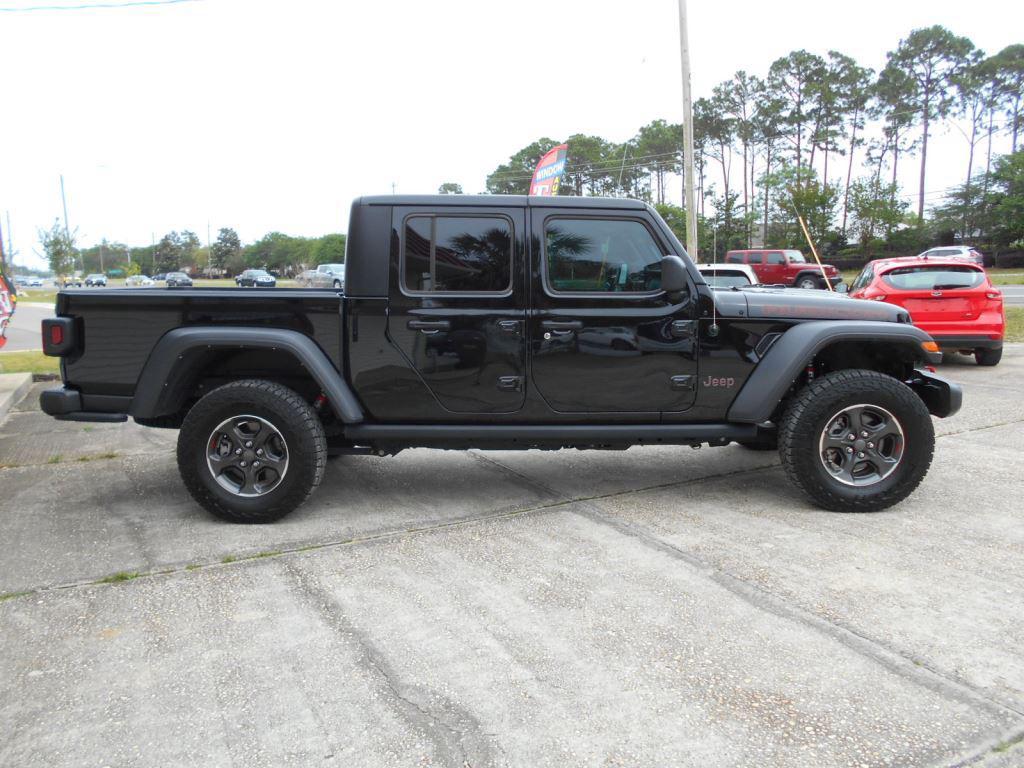 Thumbnail image of 2022 Jeep Gladiator at Navarre Motors, Inc
