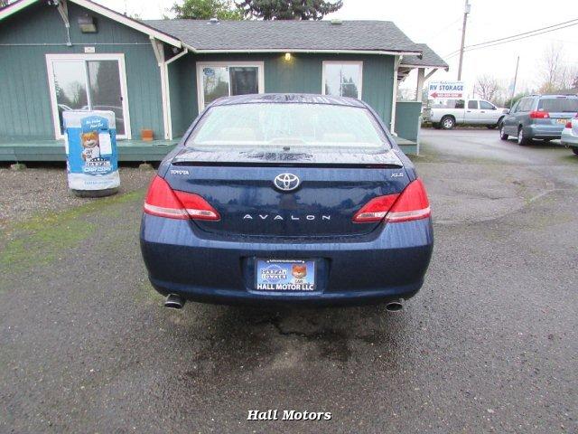 Thumbnail image of 2006 Toyota Avalon at Hall Motors