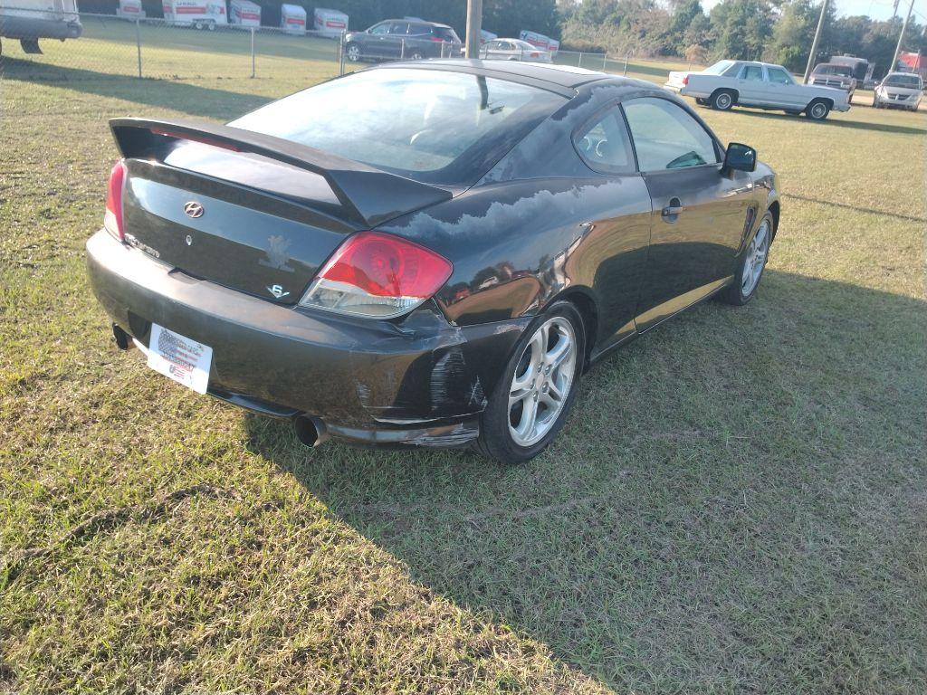 Thumbnail image of 2006 Hyundai Tiburon at Chads of Hartford, AL
