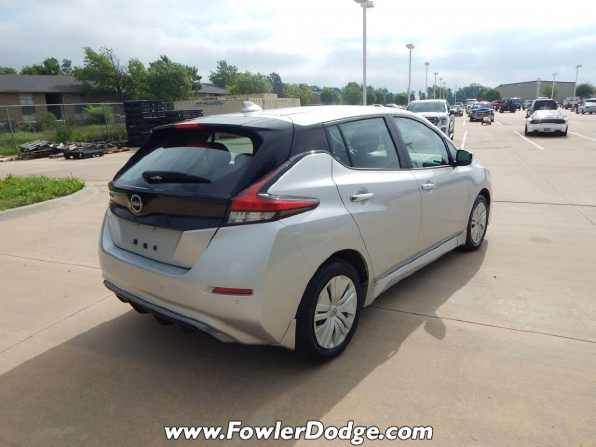Thumbnail image of 2023 Nissan LEAF at Fowler Chrysler Jeep Dodge