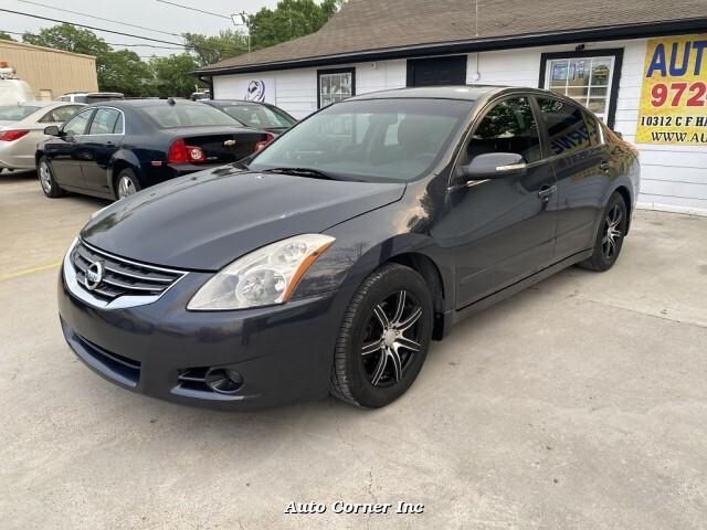 Thumbnail image of 2011 Nissan Altima at AUTO CORNER INC