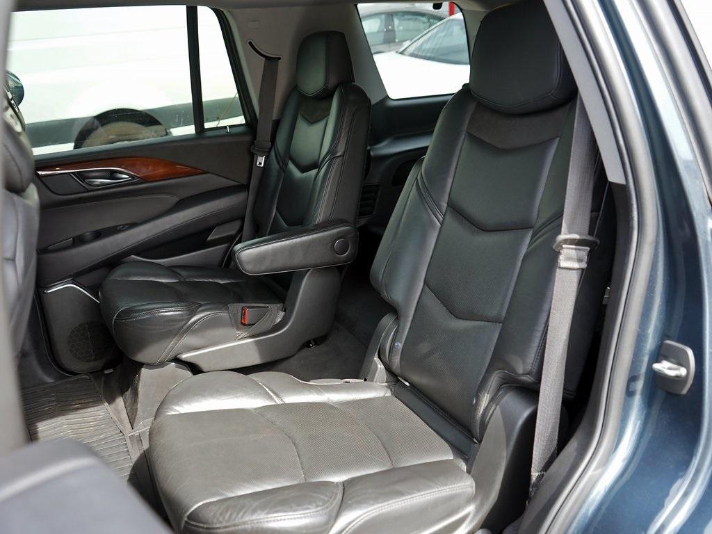 Thumbnail image of 2019 Cadillac Escalade at Auto Expo Store