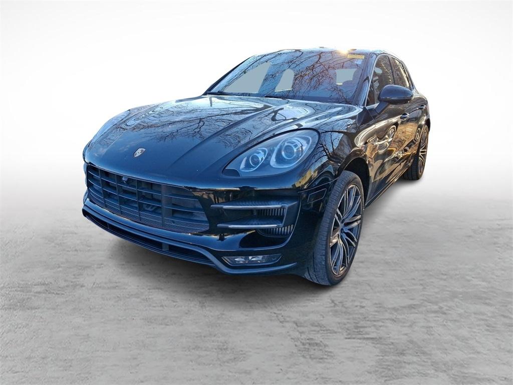 Thumbnail image of 2016 Porsche Macan at Lynnes Nissan City Inc