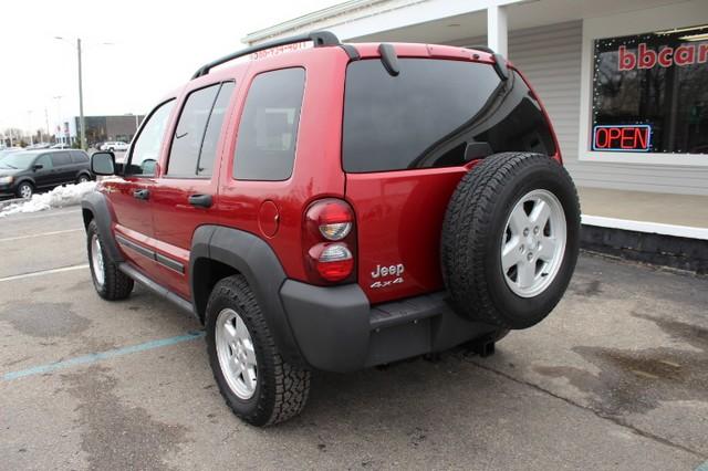 Thumbnail image of 2007 Jeep Liberty at B&B Car Company