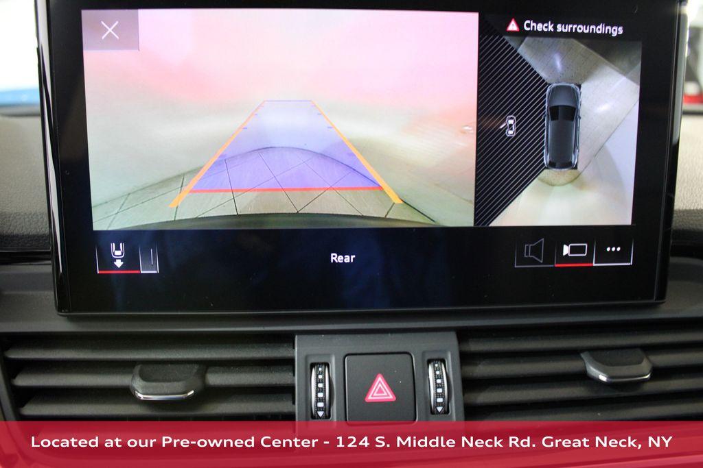Thumbnail image of 2021 Audi Q5 at Audi Great Neck
