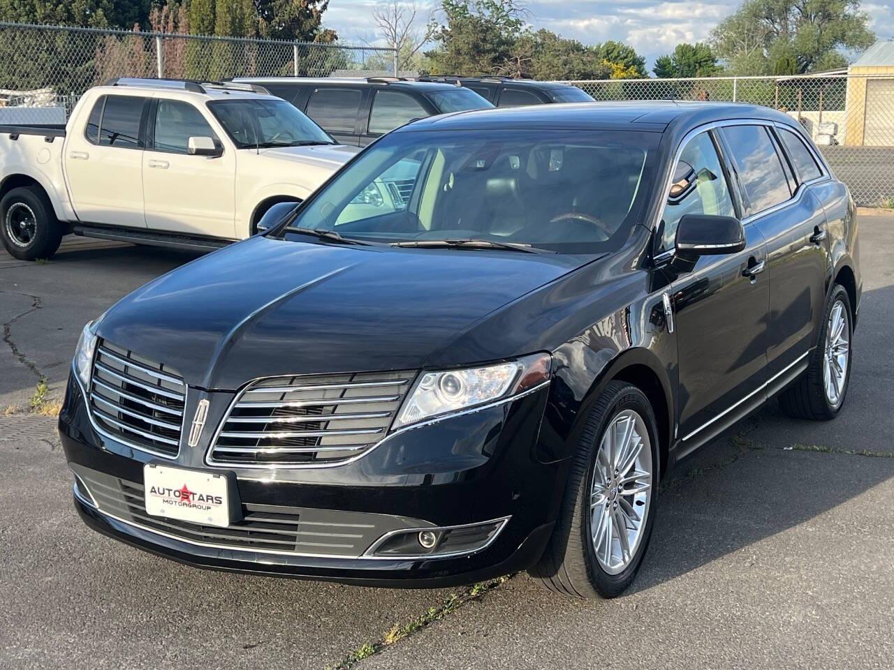 Thumbnail image of 2019 Lincoln MKT at Autostars Motorgroup