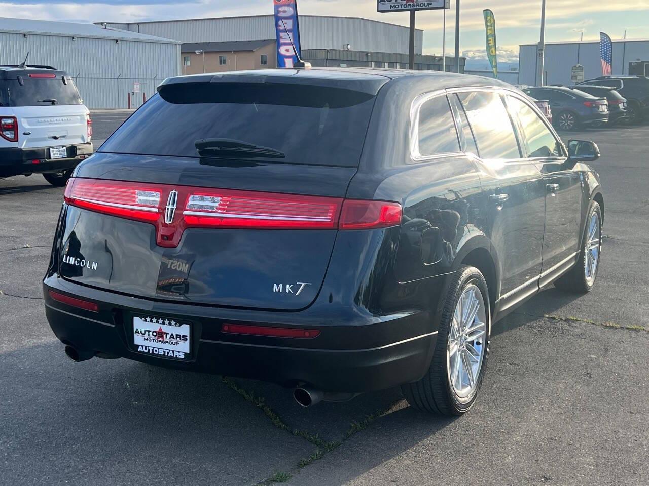 Thumbnail image of 2019 Lincoln MKT at Autostars Motorgroup