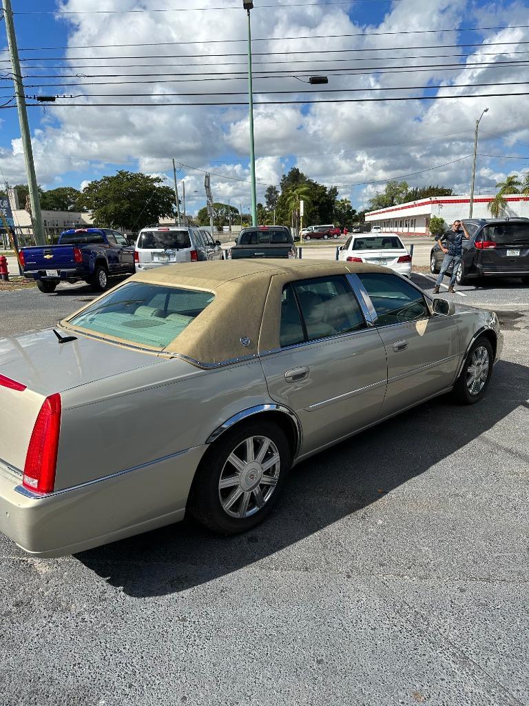 Thumbnail image of 2008 Cadillac DTS at Delta Car Trade Inc