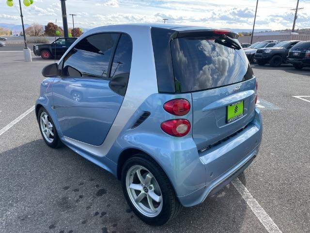 Thumbnail image of 2015 Smart fortwo at 4 Seasons Auto Sales