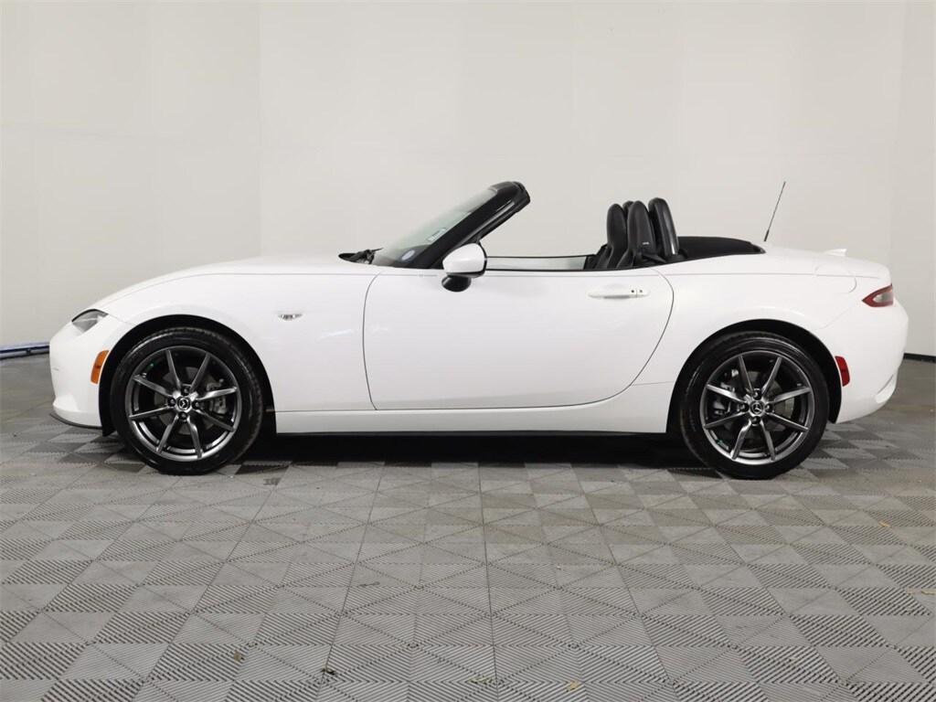 Thumbnail image of 2016 Mazda MX-5 Miata at Elder Ford of Tampa