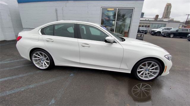 Thumbnail image of 2020 BMW 3 Series at New Rochelle Chevrolet