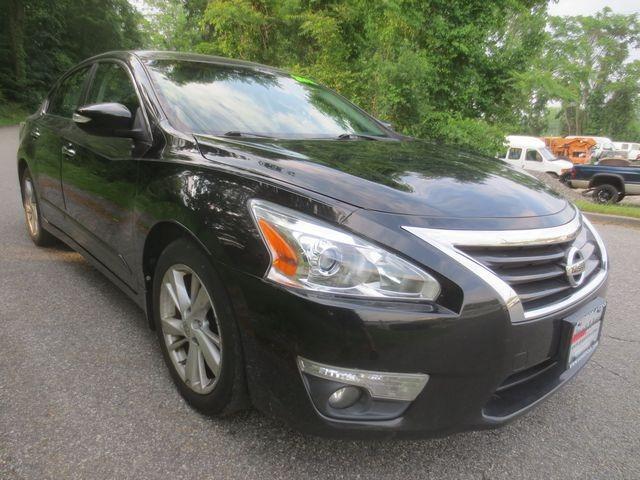 Thumbnail image of 2015 Nissan Altima at GoGetCar.com of Mahopac, NY