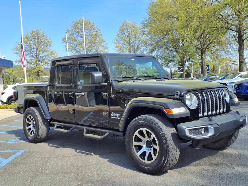 Thumbnail image of 2020 Jeep Gladiator at Bridgewater Acura