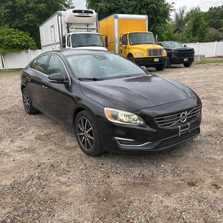 Thumbnail image of 2015 Volvo S60 at CAR COMMANDER VIRGINIA INC