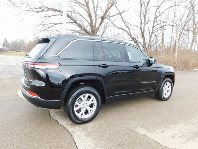Thumbnail image of 2022 Jeep Grand Cherokee at Wetzel Chrysler Jeep Dodge Ram