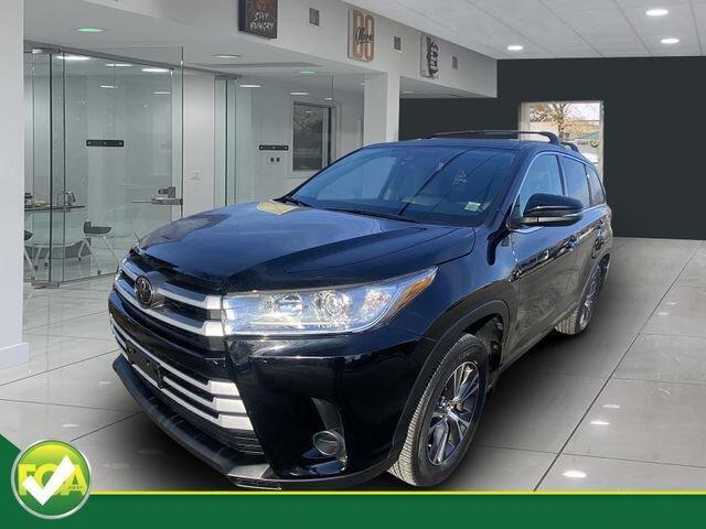 Thumbnail image of 2019 Toyota Highlander at 5 STAR AUTO SALES INC