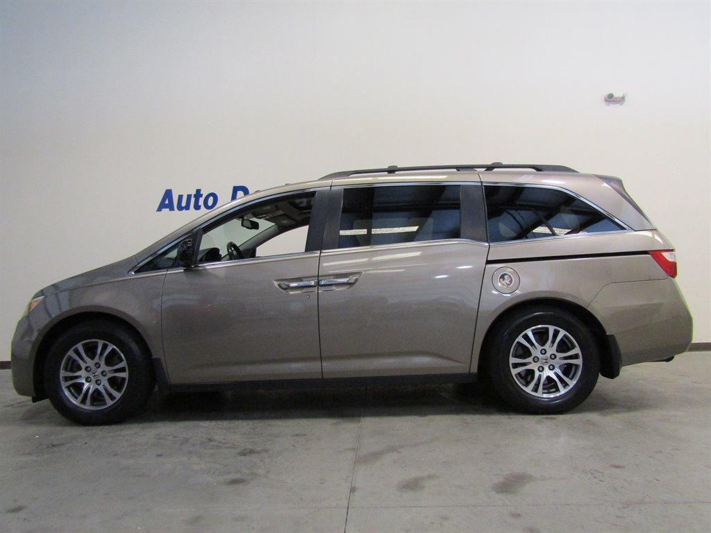 Thumbnail image of 2013 Honda Odyssey at Auto Dealers Wholesale LLC