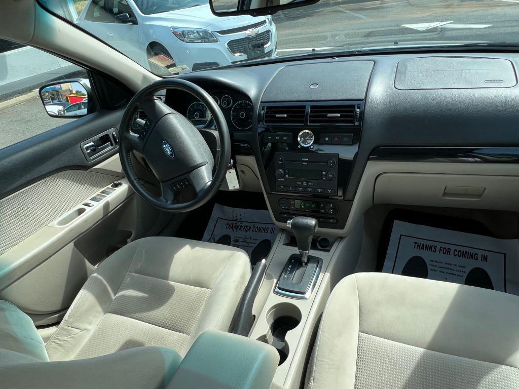 Thumbnail image of 2007 Ford Fusion at GALAXY AUTO SALES LLC.