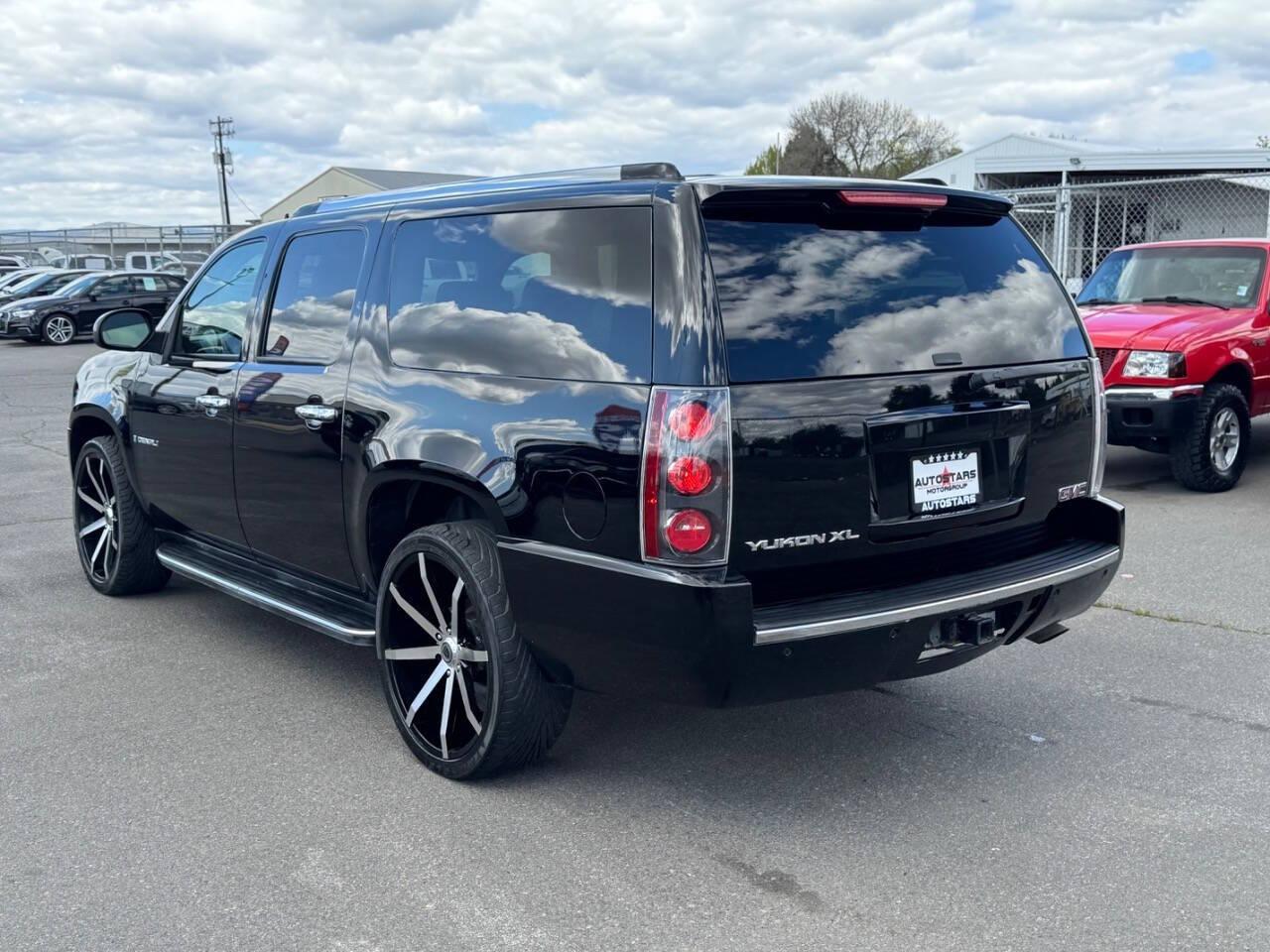 Thumbnail image of 2007 GMC Yukon XL at Autostars Motorgroup
