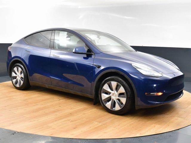 Thumbnail image of 2022 Tesla Model Y at Car Vision Inc.