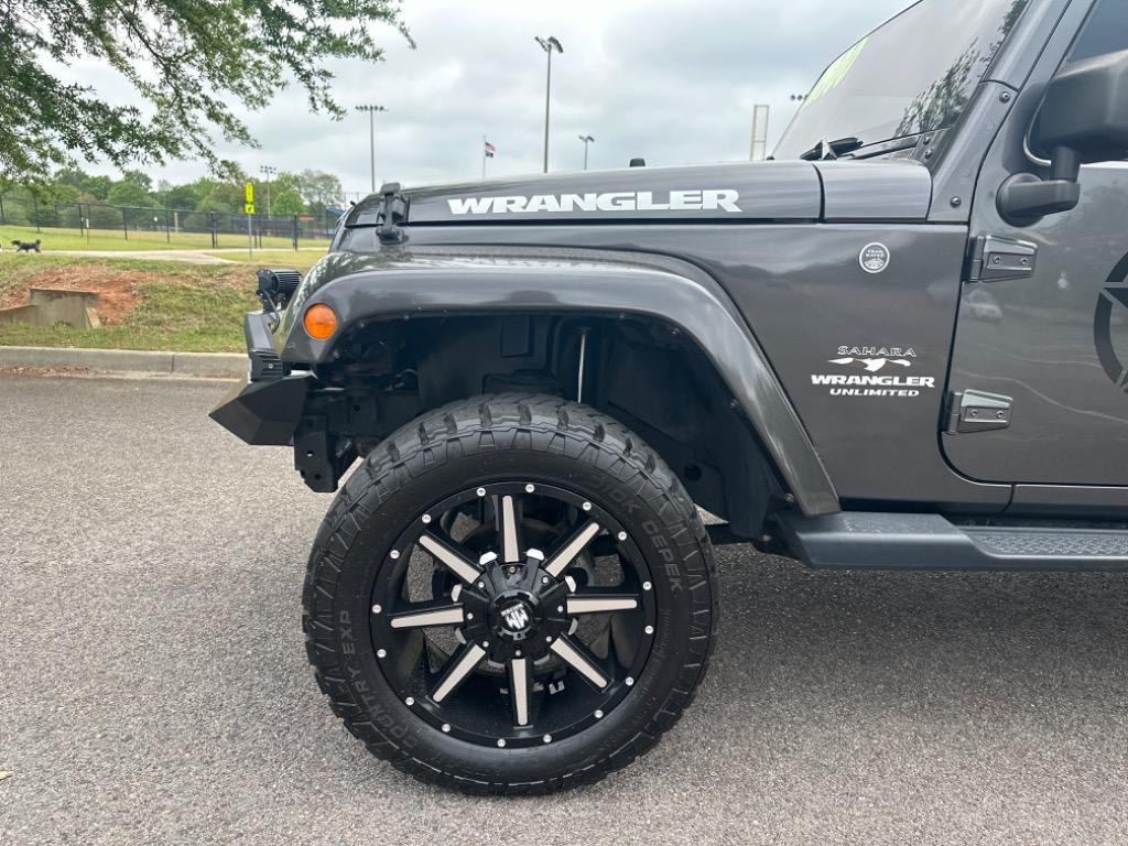 Thumbnail image of 2017 Jeep Wrangler Unlimited at Crescent Automotive Corp INC