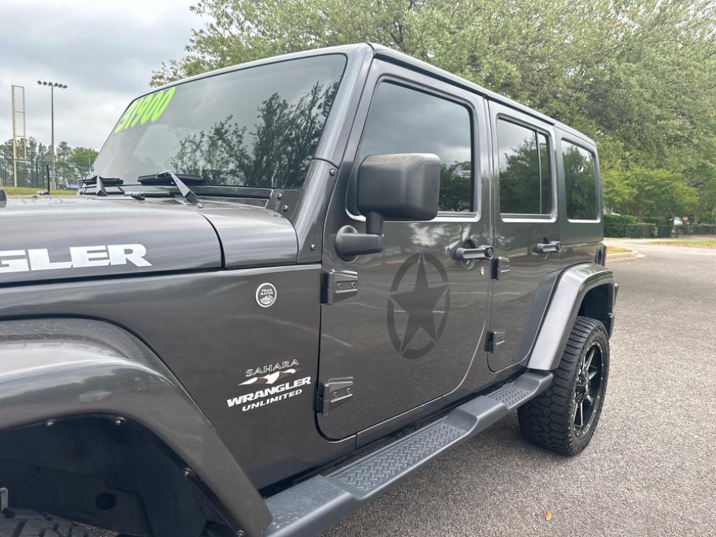 Thumbnail image of 2017 Jeep Wrangler Unlimited at Crescent Automotive Corp INC