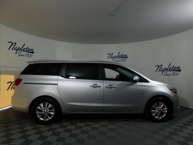 Thumbnail image of 2016 Kia Sedona at Napleton Northlake Kia