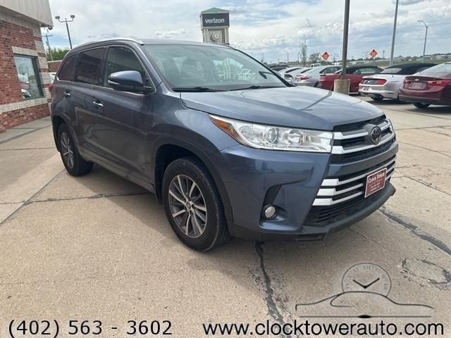 Thumbnail image of 2018 Toyota Highlander at Clock Tower Auto Mall