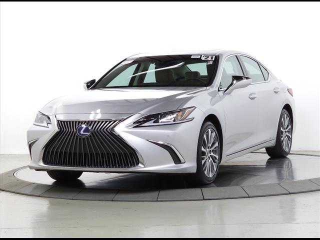 Thumbnail image of 2021 Lexus ES 300h at Woodfield Lexus