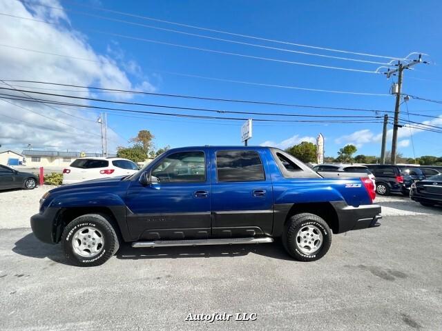 Thumbnail image of 2003 Chevrolet Avalanche at AUTOFAIR LLC