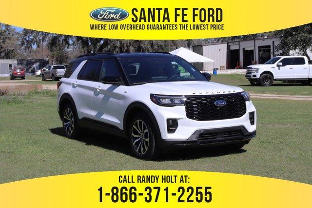 Thumbnail image of 2025 Ford Explorer at Santa Fe Ford 1