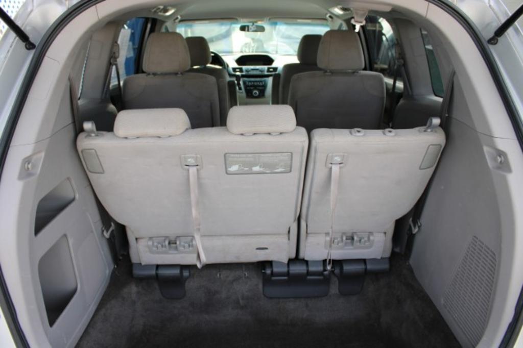 Thumbnail image of 2011 Honda Odyssey at Autowise Inc.