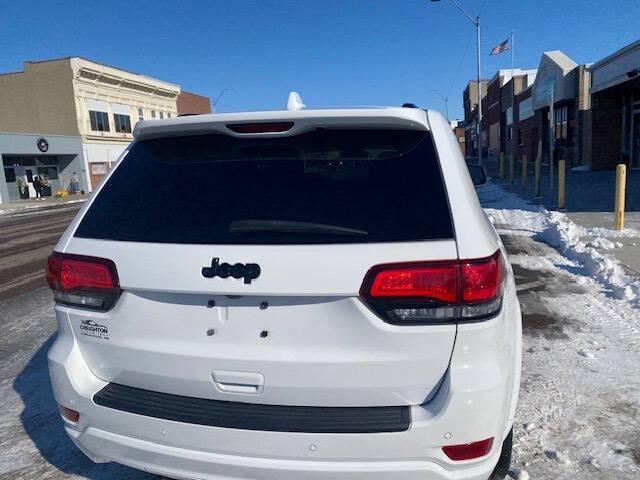 Thumbnail image of 2019 Jeep Grand Cherokee at Creighton Auto & Body Shop