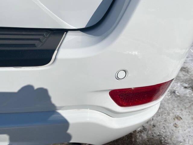 Thumbnail image of 2019 Jeep Grand Cherokee at Creighton Auto & Body Shop