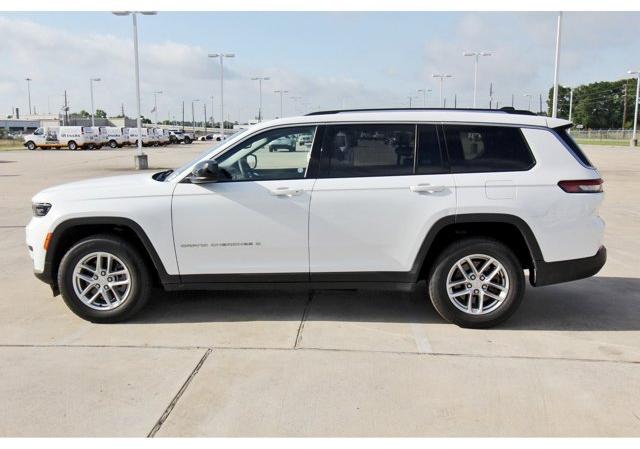 Thumbnail image of 2023 Jeep Grand Cherokee L at RobbinsChevroletUsed of Humble, TX