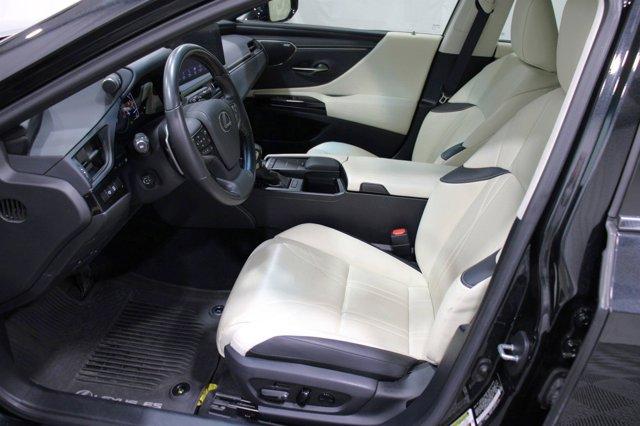 Thumbnail image of 2022 Lexus ES 350 at EddysToyotaOfWichita USED