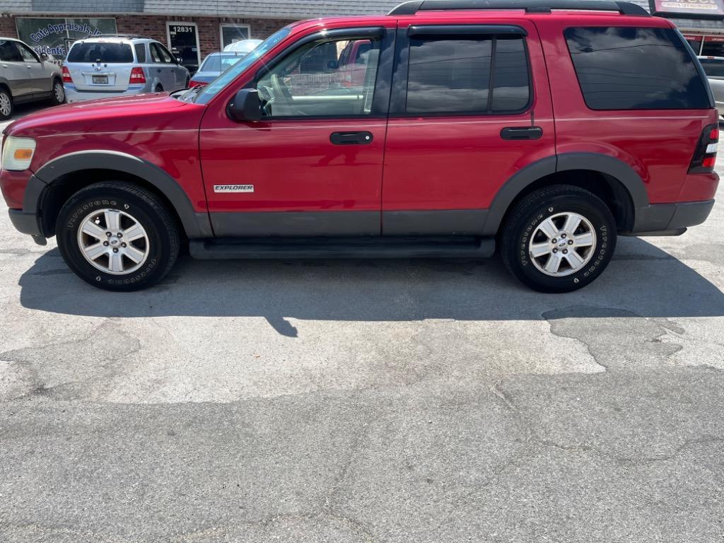 Thumbnail image of 2006 Ford Explorer at Columbia Auto Group LLC