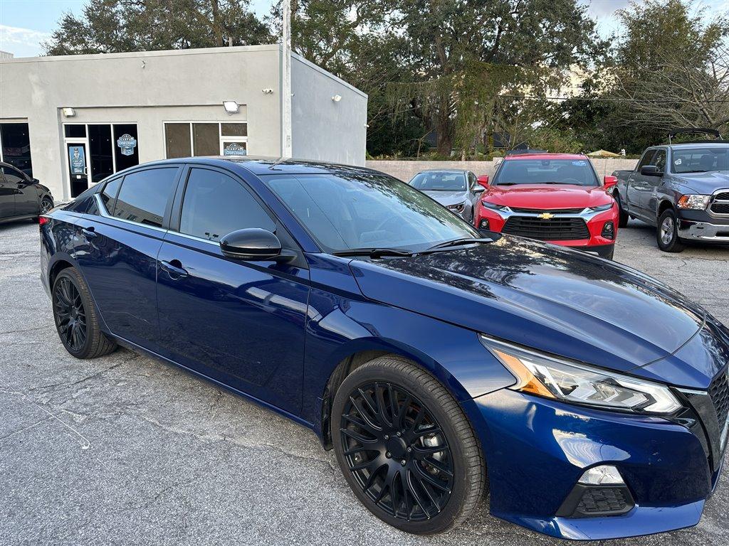 Thumbnail image of 2021 Nissan Altima at M & M Motors of Tampa LLC
