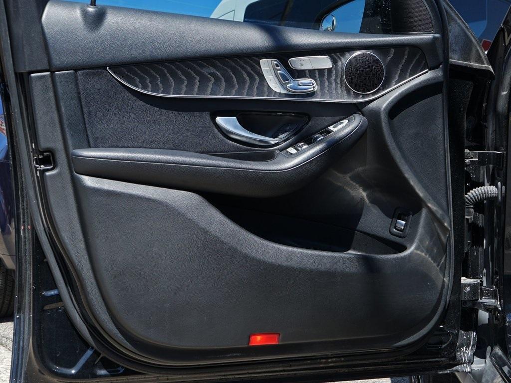 Thumbnail image of 2018 Mercedes-Benz GLC at Auto Expo Store