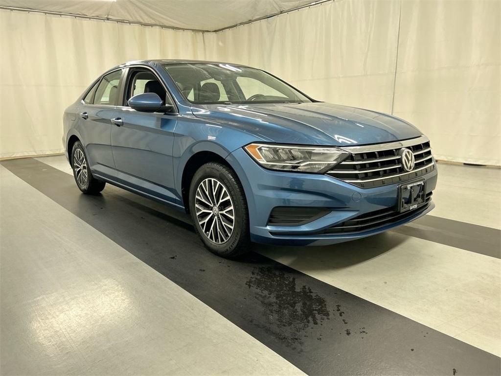 Thumbnail image of 2020 Volkswagen Jetta at Driver's Village Inc.